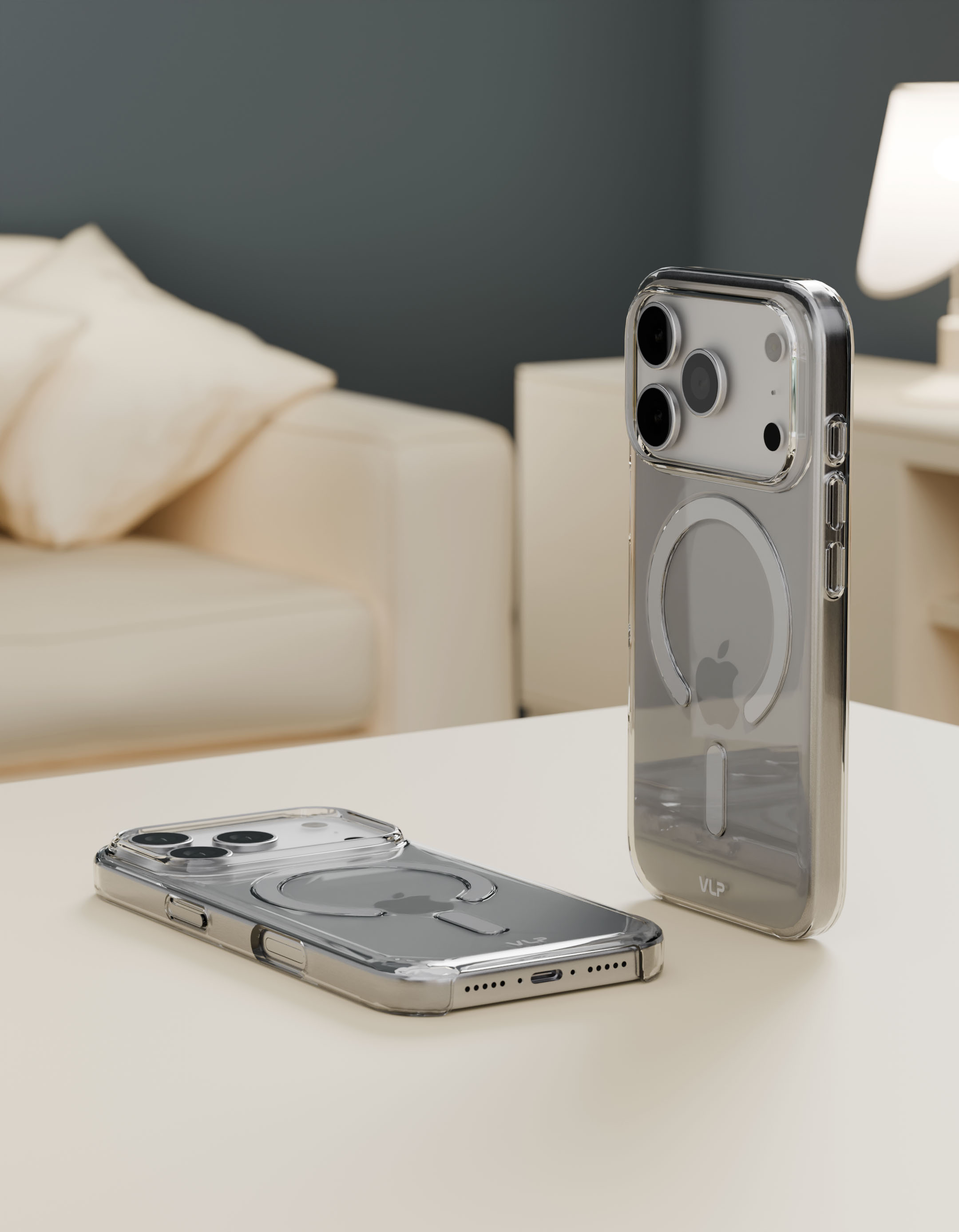На фото изображено Чехол защитный VLP Puro Case с MagSafe для iPhone 17 Pro, прозрачный
