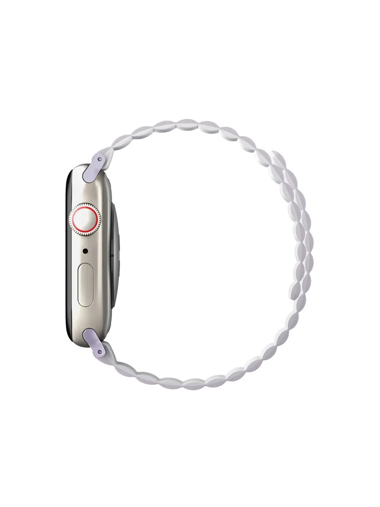 На фото изображено Ремешок силиконовый двусторонний Uniq для Apple Watch (40,41,42 мм), лавандовый-белый